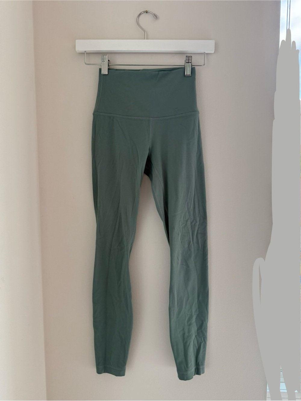 lululemon athletica High-Rise align Leggings in Sage Green 25 length